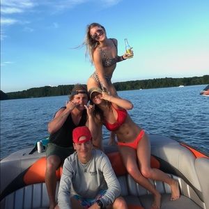 Meet your Posher, Jonathan